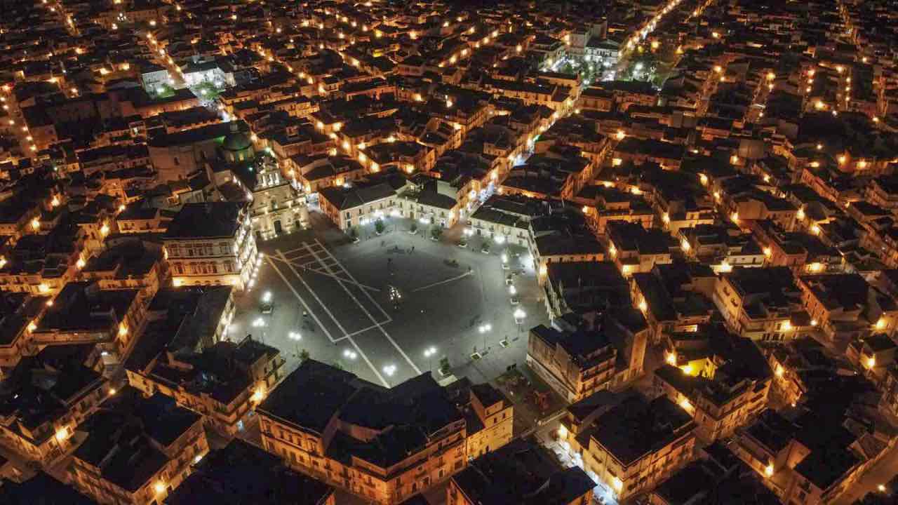 Citta-esagonale-italiana