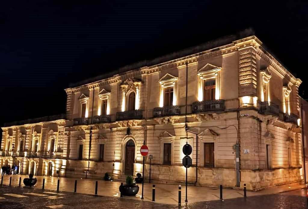canicattini-municipio-e-palazzo-messina-carpinteri
