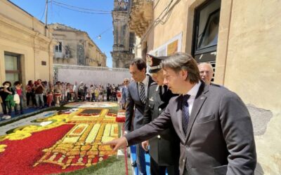 “Vi aspettiamo a Noto”. Il Sindaco Corrado Figura apre ufficialmente le porte all’Infiorata 2026