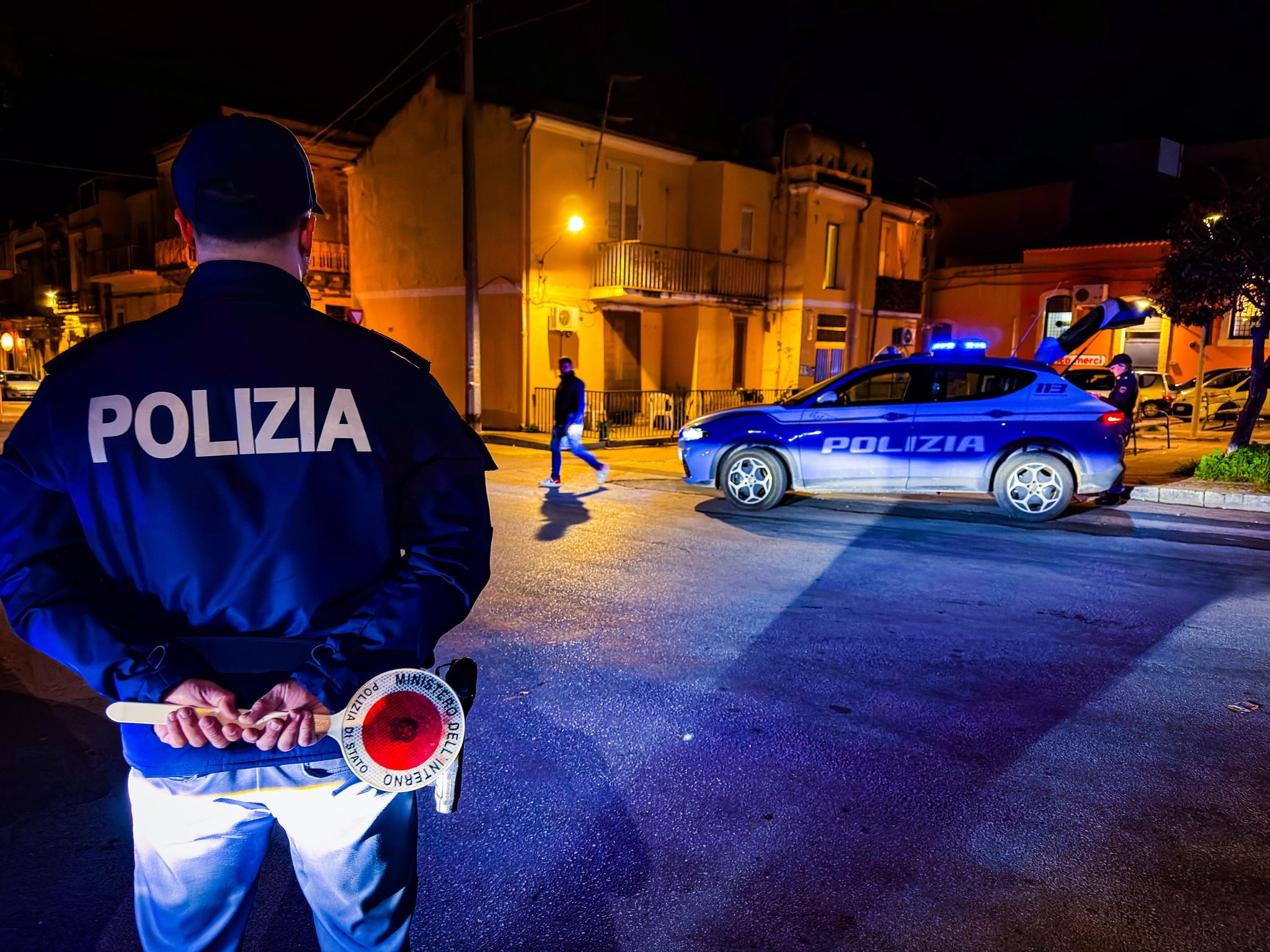 AVOLA