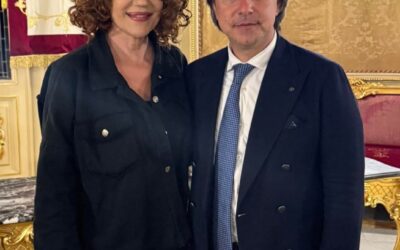 Manuela Villa emoziona Noto durante l’Infiorata