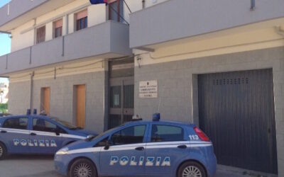 Pachino – Tenta di dare fuoco a una casa e aggredisce gli agenti, arrestato
