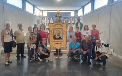 Inaugurato lo stendardo di Padre Pio. Un sigillo al cammino del Gruppo di Preghiera