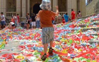 La magia dei ‘Nzareddi | Il cielo coloratissimo per San Paolo a Palazzolo Acreide