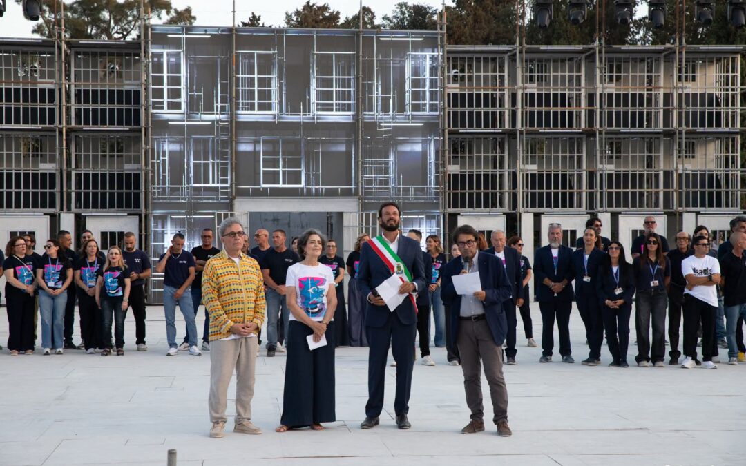Un applauso per chi lavora dietro le quinte. L’INDA premia il suo personale al Teatro Greco