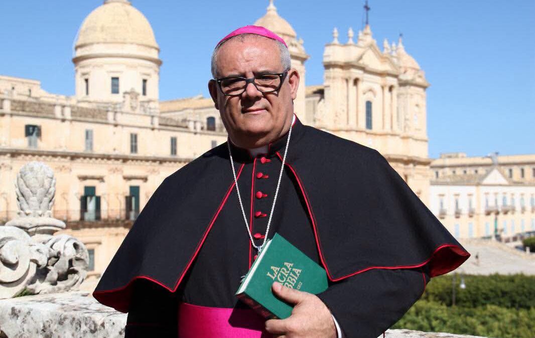Diocesi di Noto | Festa per il 36° anniversario del Vescovo Rumeo