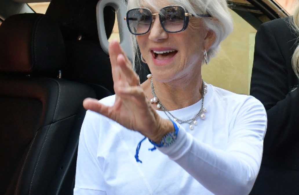 ​Helen Mirren al debutto di “I Persiani” | Notte da Oscar a Siracusa