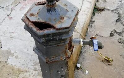 Acqua | Controcorrente lancia una raccolta firme a Siracusa