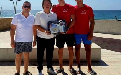 Donato un kit di pronto soccorso alla postazione dei bagnini di Lido di Noto