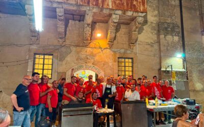 “Agosto è Rosso” | La prima mangiata dei Ragazzi di San Sebastiano apre i festeggiamenti a Palazzolo Acreide