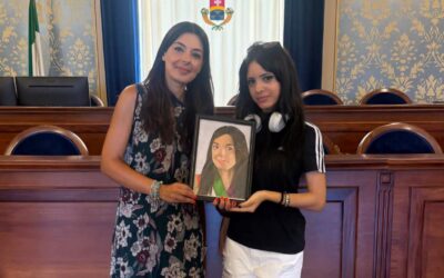 Un dono speciale al sindaco di Avola dal talento di Arianna Amore