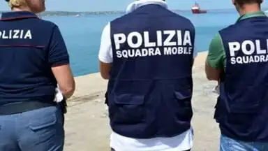 Siracusa, fermati tre scafisti egiziani dopo lo sbarco di 36 migranti ad Augusta
