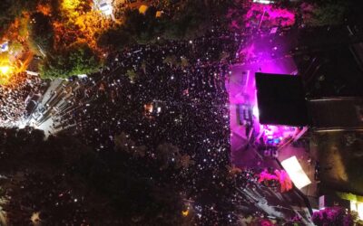 Augusta gremita per Sal Da Vinci: una notte di musica che conquista la città
