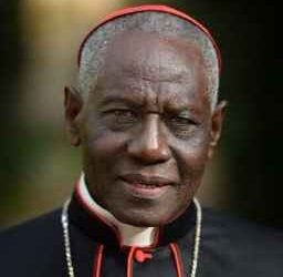 “Dio esiste?” A Siracusa il cardinale Robert Sarah riapre la domanda più profonda dell’uomo