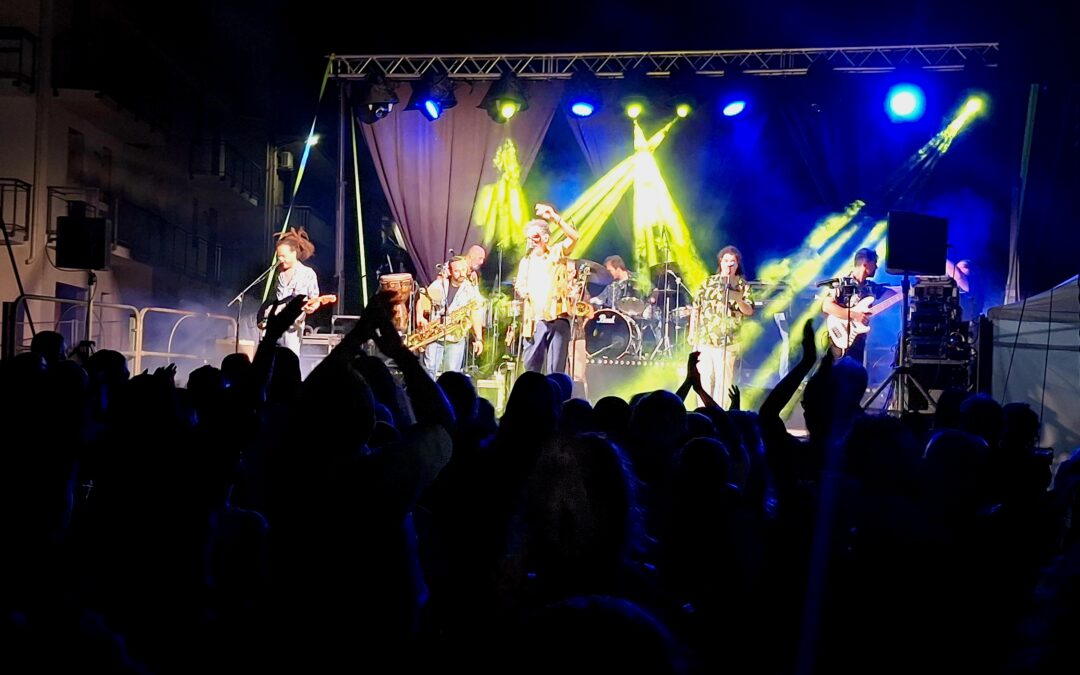 Musica, ritmi e partecipazione per la festa di Sant’Anna | Belvedere si accende con Lello Analfino e la T Orkestar