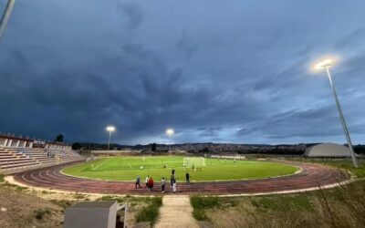 Il “Peppino Rizza” riaccende la passione: luci accese sullo stadio di Noto