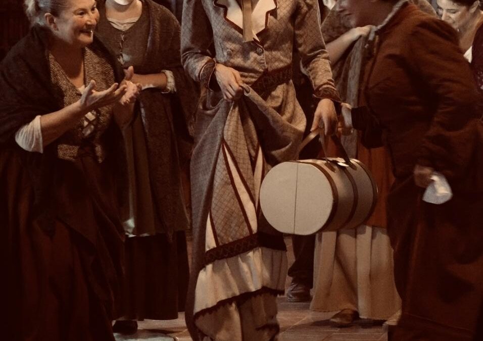Tutto esaurito per “Mori”: la Sicilia raccontata attraverso il teatro immersivo di Gisella Calì