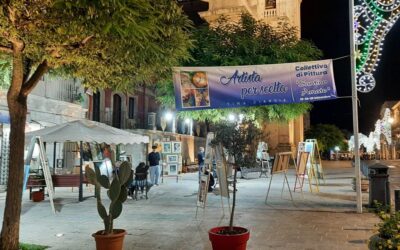 Canicattini Bagni, inaugurata la 2ª Collettiva di Pittura “Santino Amato”: arte, pace e inclusione in Piazza XX Settembre