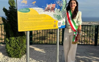 Nuova vita per il Belvedere di Avola Antica: arrivano la panchina gigante e il cannocchiale panoramico