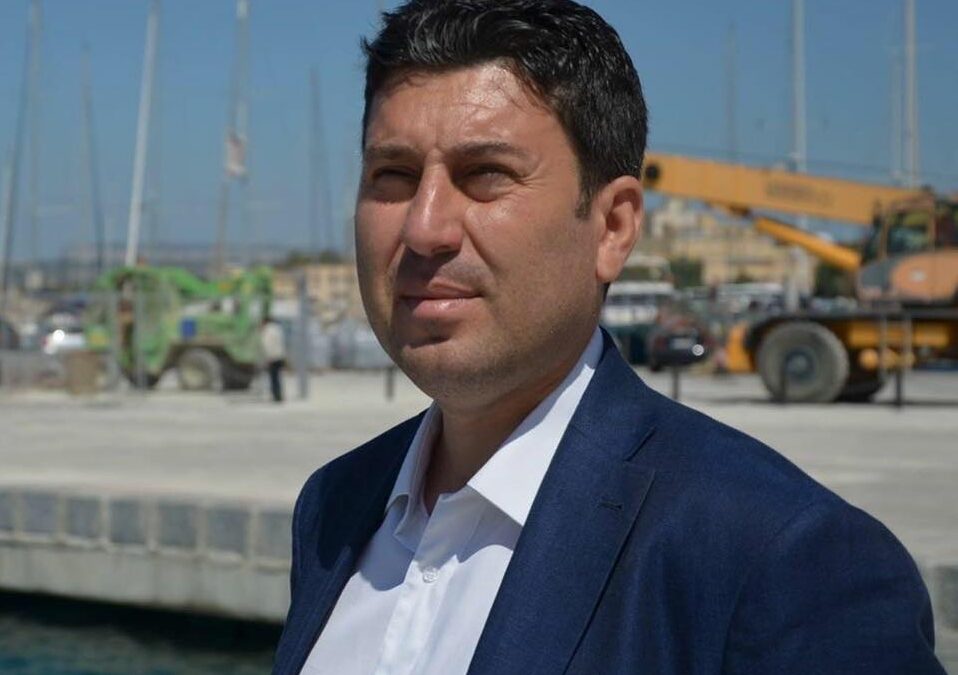 Via Solarino nel degrado, Alfredo Foti: “Servono interventi immediati”