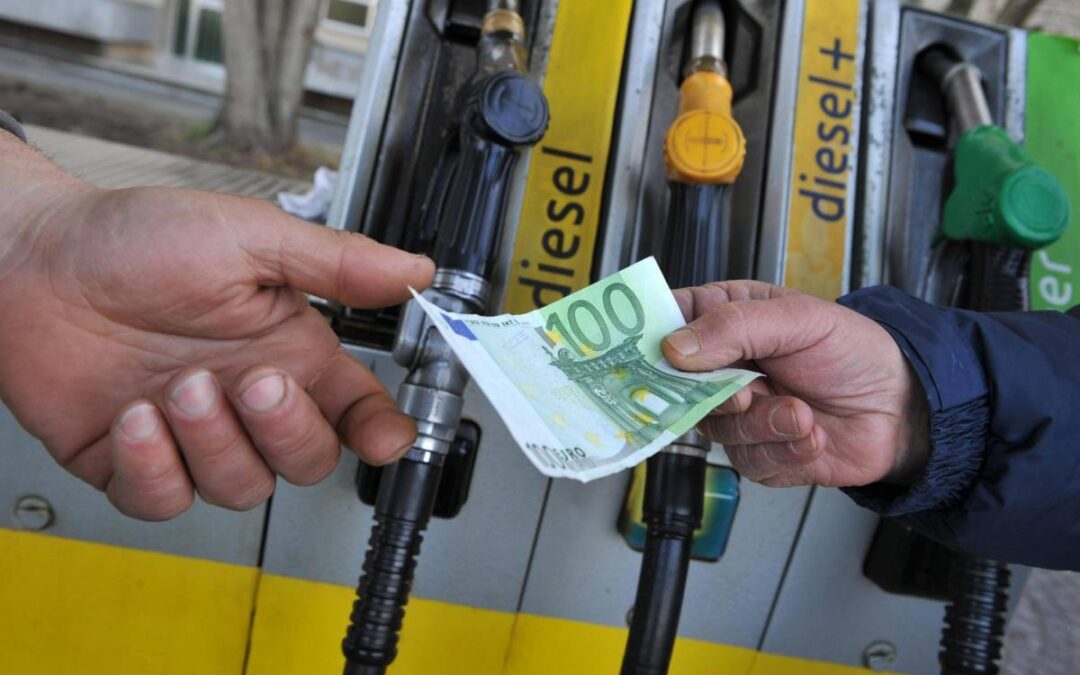Caro-carburante, CNA FITA Siracusa: «Ristori uguali per tutti, ma la Sicilia paga il peso di infrastrutture carenti»