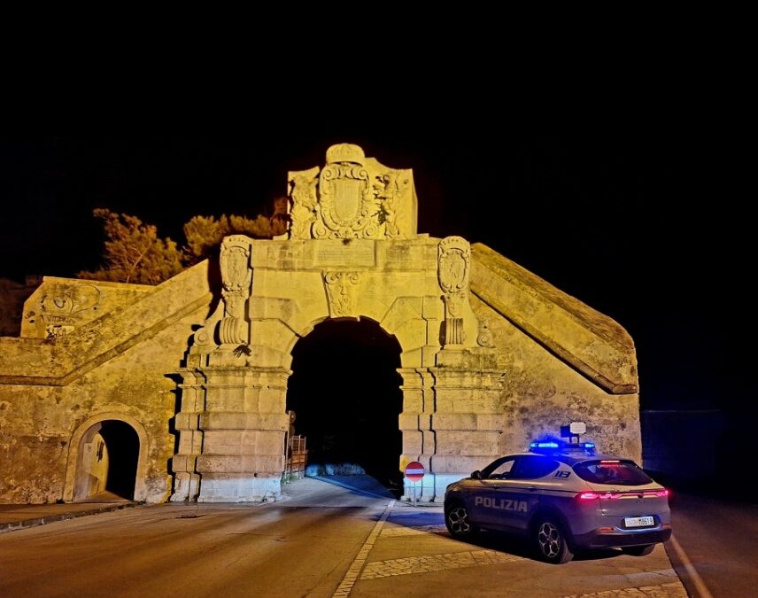 Augusta, controlli straordinari della Polizia: 88 persone identificate e due denunciati