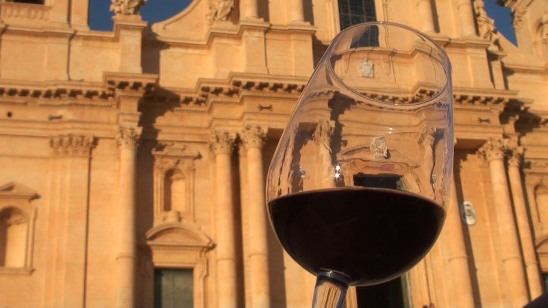 vino-del-val-di-noto-nero-davola