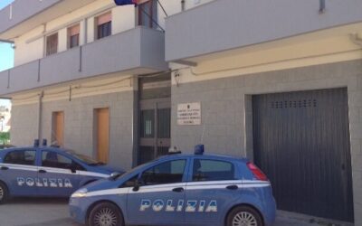 Pachino, blitz della Polizia nelle case popolari: arrestato 35enne con cocaina e hashish