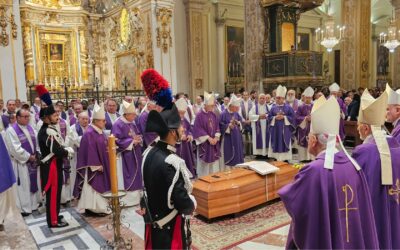 Acireale dà l’addio al cardinale Paolo Romeo | Celebrate in Cattedrale le esequie dell’arcivescovo emerito di Palermo