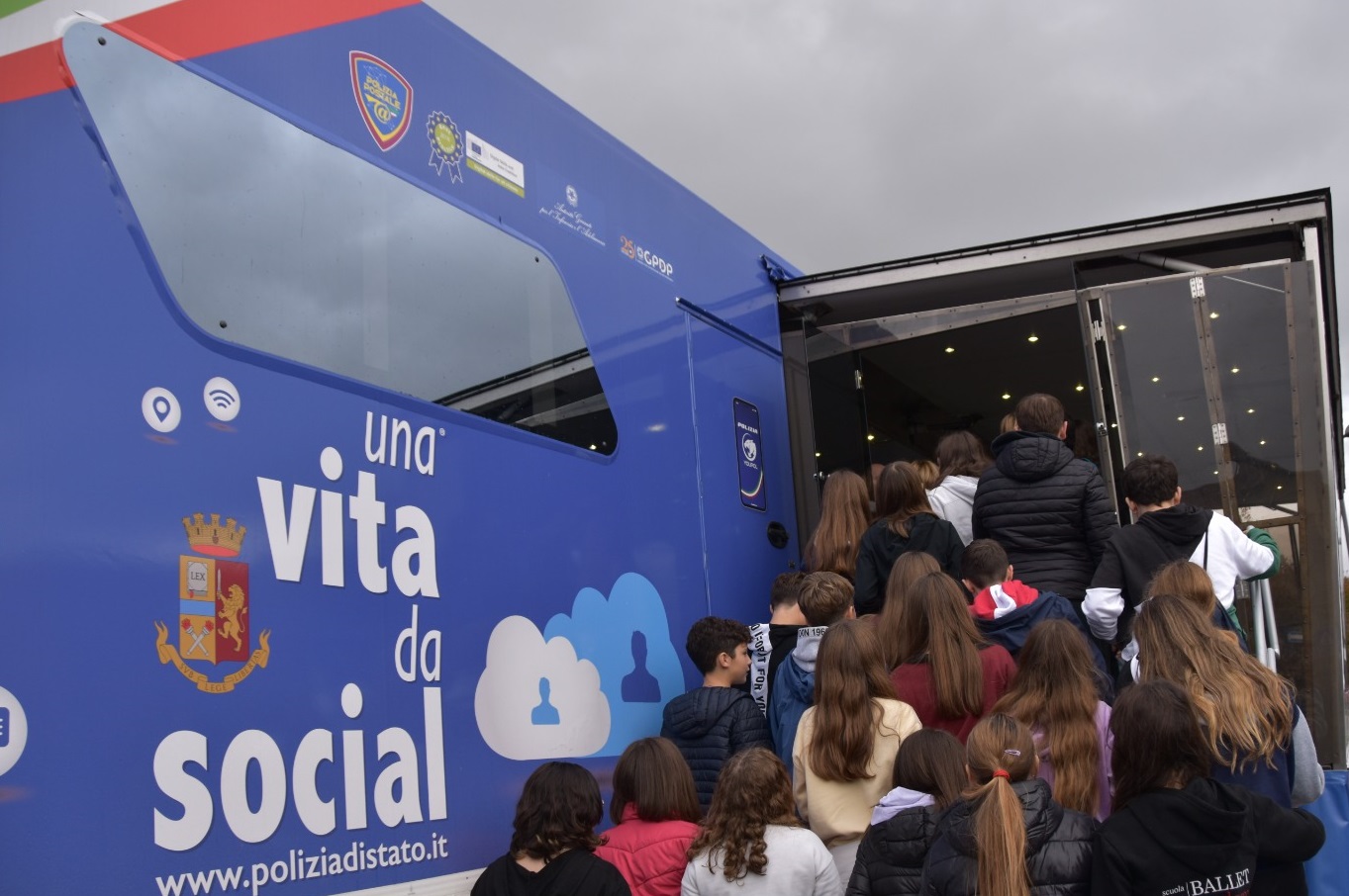 una-vita-da-social